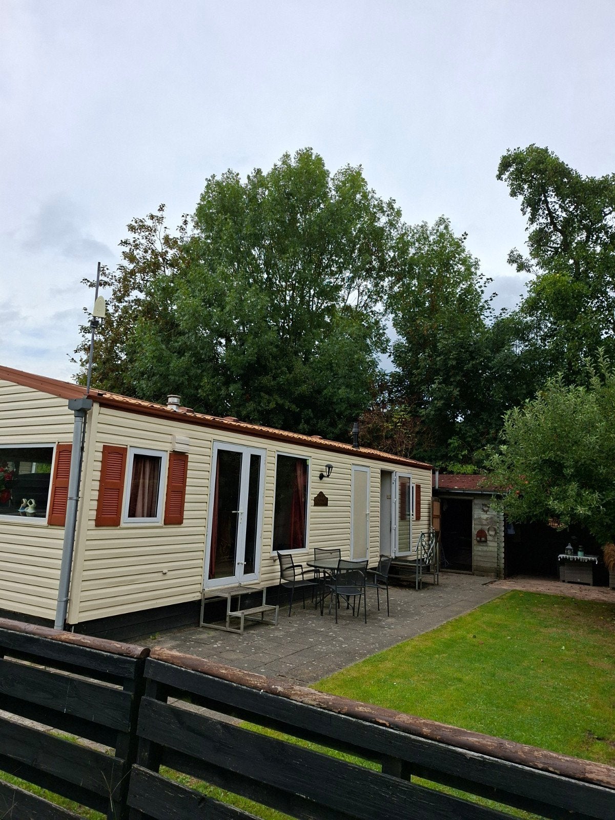 Stacaravan met staplaats op Camping 't Wisentbos Dronten, Caravans en Kamperen, Stacaravans, Tot en met 4