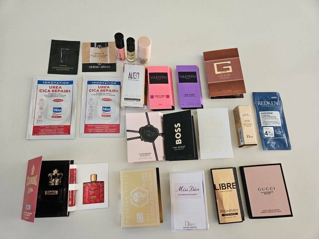 Parfum proefjes en make-up. Dior, Gucci, Valentino NIEUW, Sieraden, Tassen en Uiterlijk, Uiterlijk | Parfum, Ophalen of Verzenden