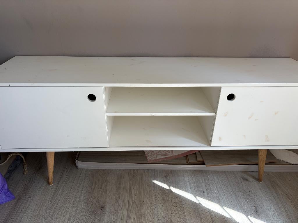Tv meubel, Ophalen, 150 tot 200 cm, Eikenhout, Zo goed als nieuw