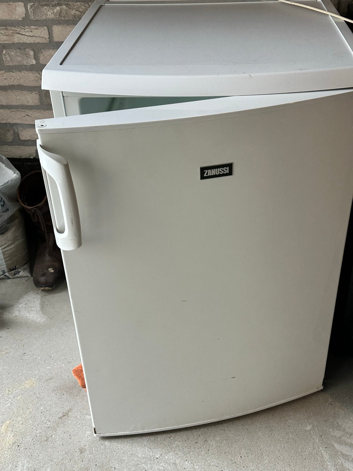 Zanussi Koelkast - Compact en Efficiënt, 85 tot 120 cm, 75 tot 100 liter, Ophalen of Verzenden, 45 tot 60 cm