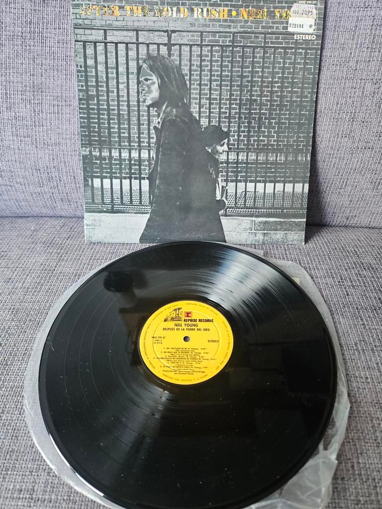 Pl. Niel young, after the golden rush, Ophalen of Verzenden, Zo goed als nieuw, 12 inch, Poprock