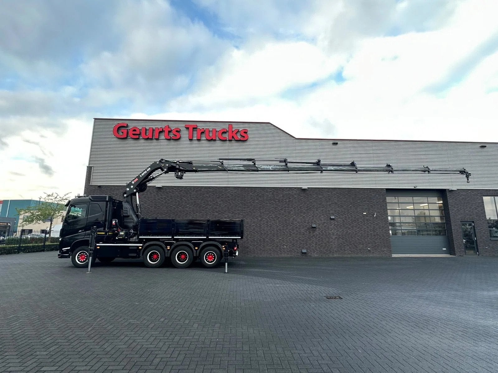 Volvo FH 500 8X4 TREKKER-BAKWAGEN +HIAB 408-8+LIER KRAAN/KRA, Auto's, Automaat, Euro 6, 510 pk, Zwart