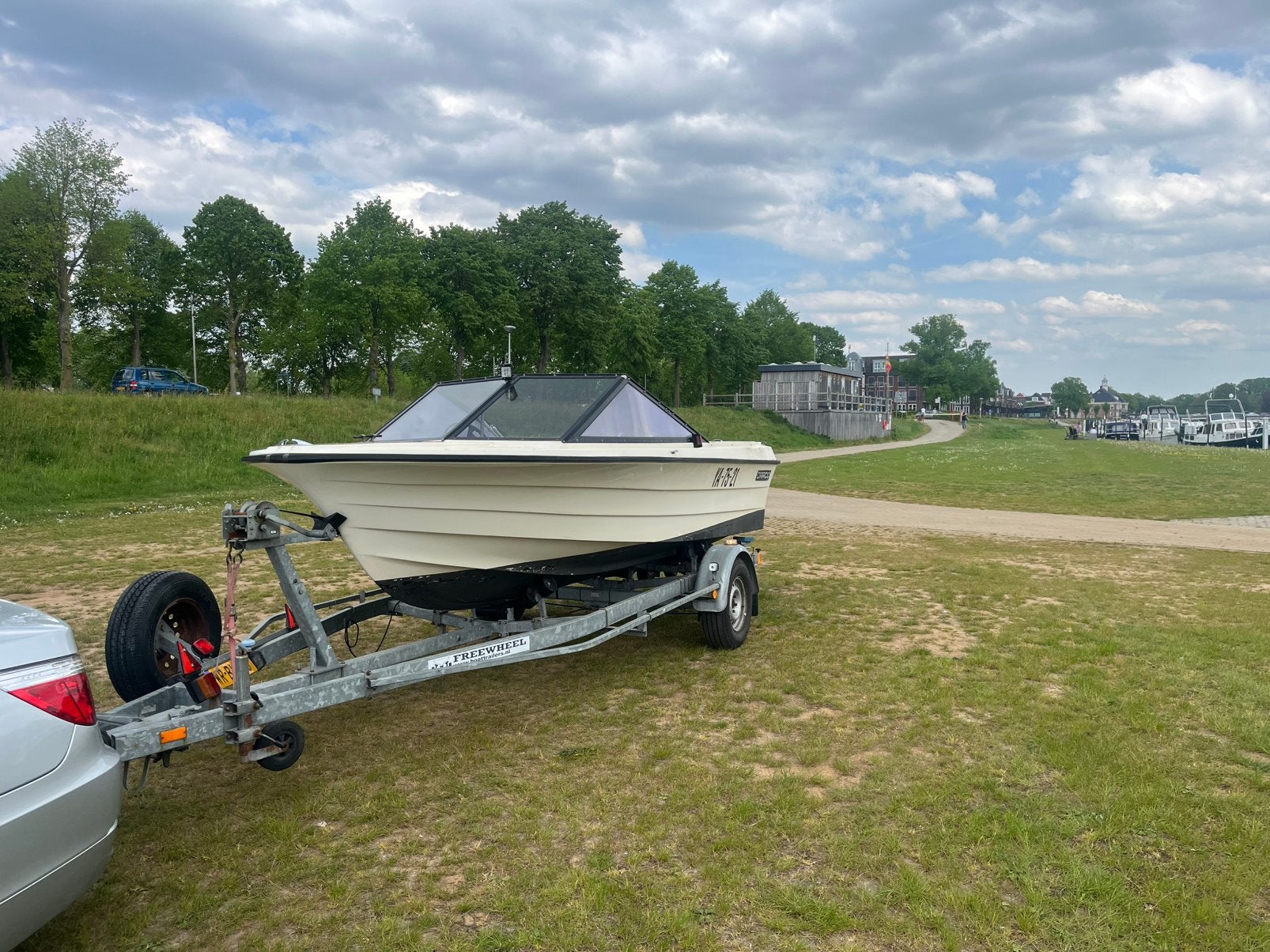 Draco 1700 L + freewheel trailer, Ophalen, Zo goed als nieuw