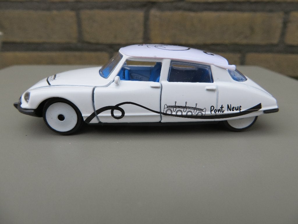 Majorette Citroen DS 21 PARIS PONT NEUF, Ophalen of Verzenden, Nieuw, Auto