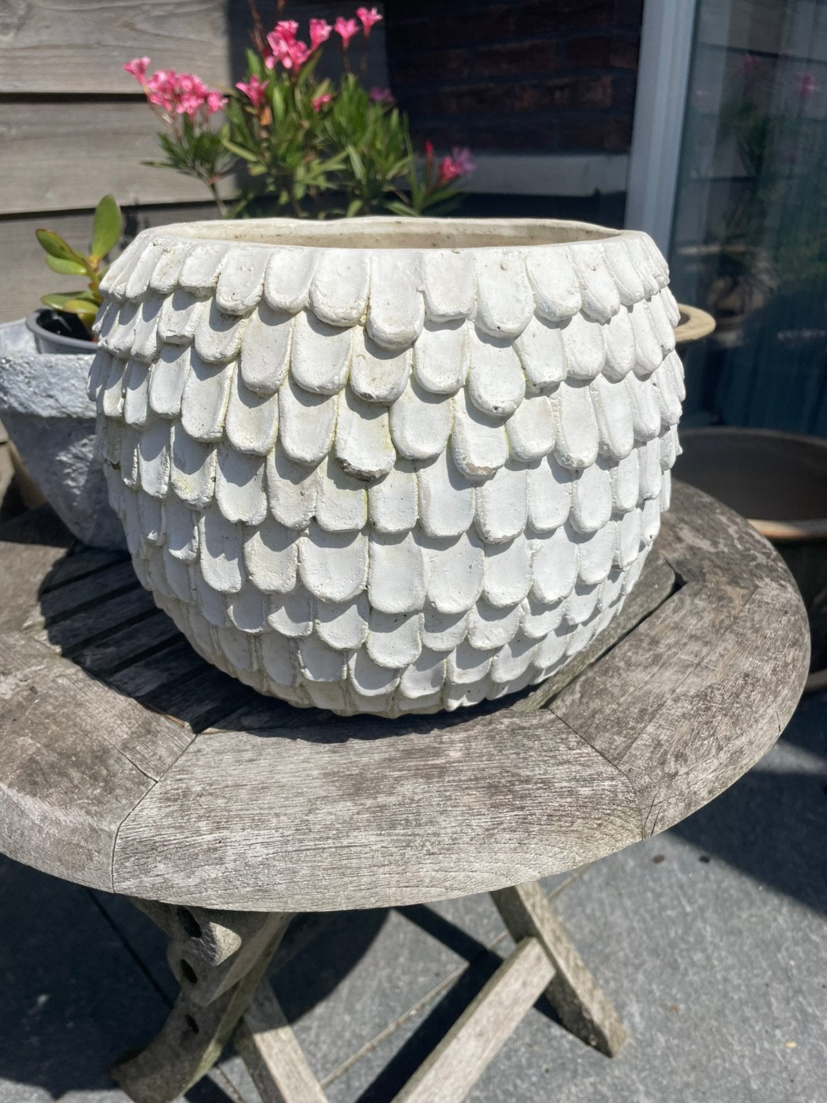 Mooie aparte bloempot wit, Tuin en Terras, Bloempotten, Rond, Ophalen of Verzenden, Zo goed als nieuw, Aardewerk