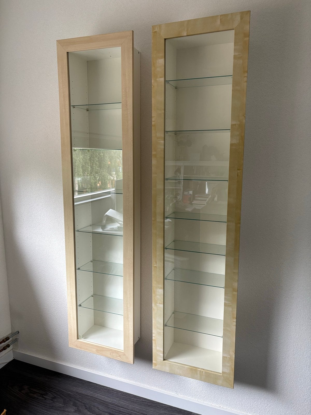 Ikea DVD/CD kasten voor aan de muur met glazen deurtjes, Ophalen, Gebruikt, 150 discs of meer, Hout