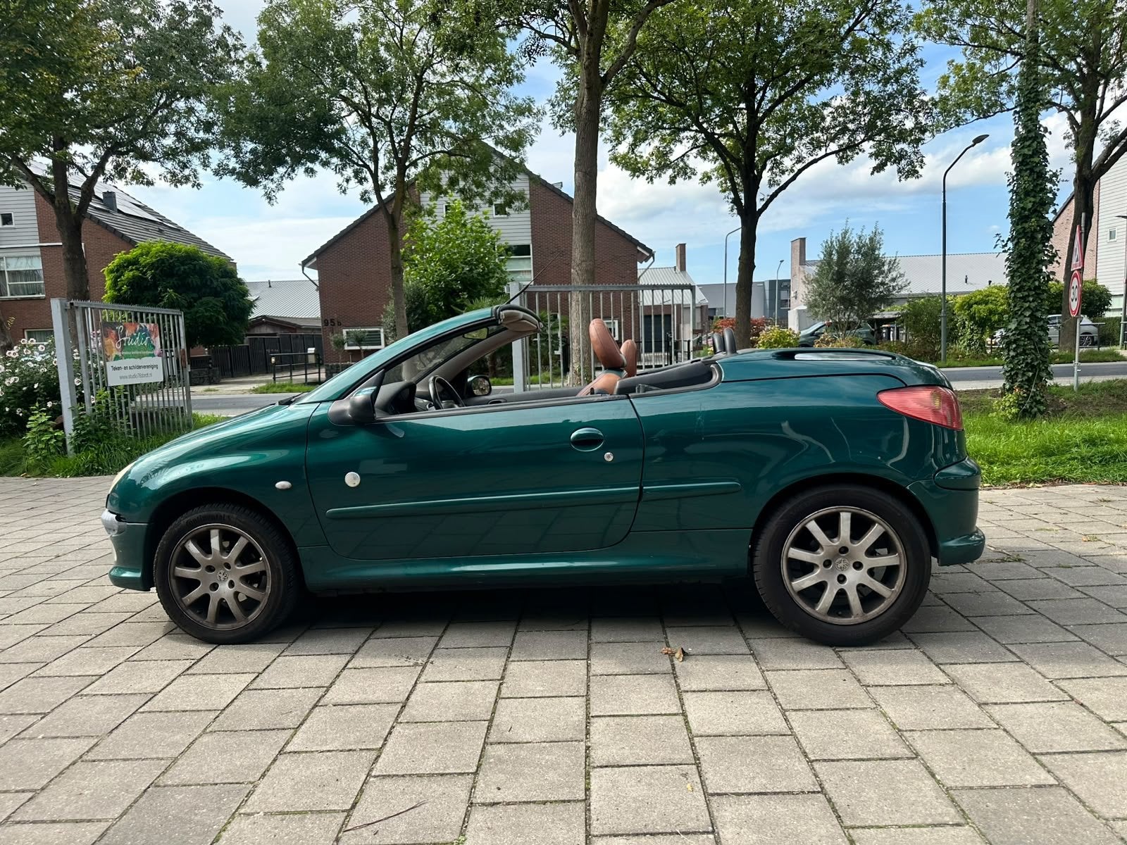 Peugeot 206 CC 1.6-16V Roland Garros, Voorwielaandrijving, Gebruikt, 4 cilinders, Cabriolet