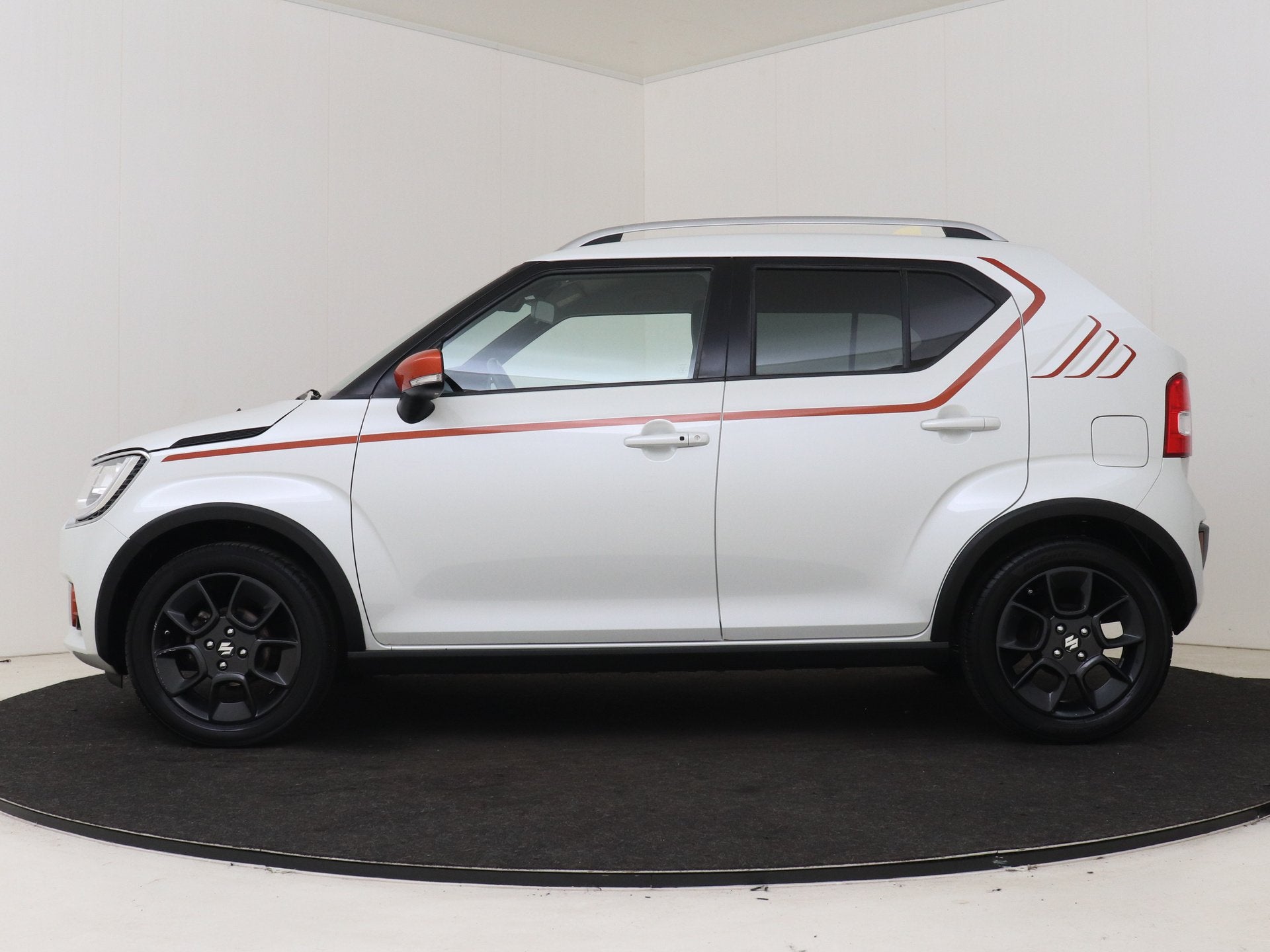 Suzuki Ignis 1.2 Stijl | NL dealeronderhouden | (bj 2017), Auto's, 12 maanden, Stof, Gebruikt, 4 cilinders