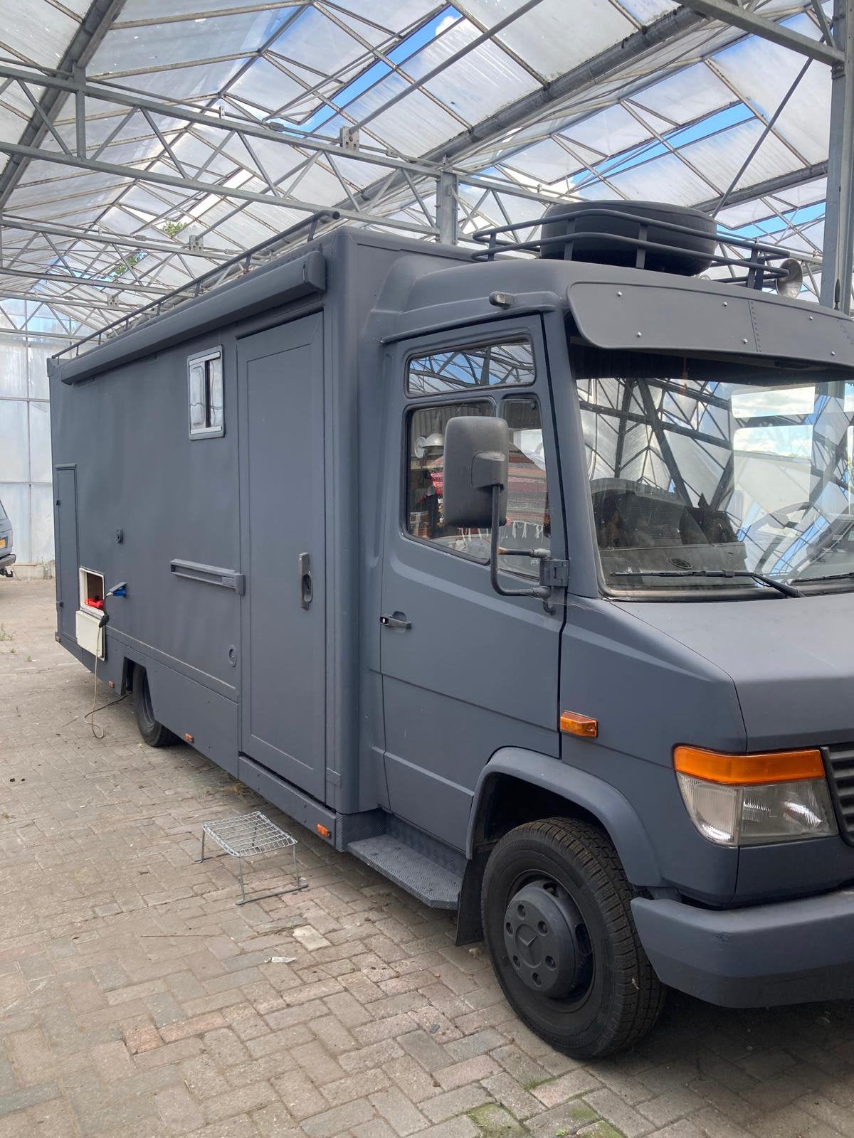 Camper Mercedes-Benz 614, Caravans en Kamperen, Koelkast, Ringverwarming, Tot en met 3, Particulier