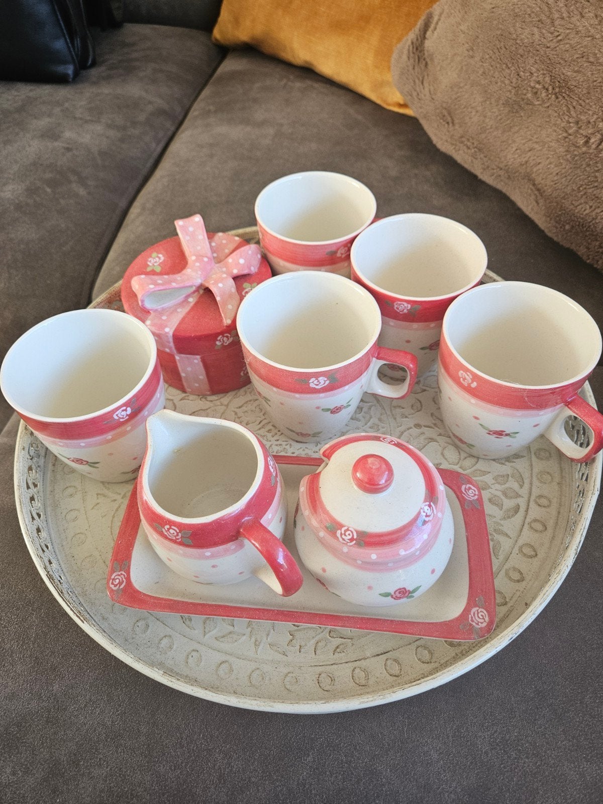 Schattig roze servies met roosjes - Zo goed als nieuw, Ophalen, Keramiek, Vintage, Zo goed als nieuw