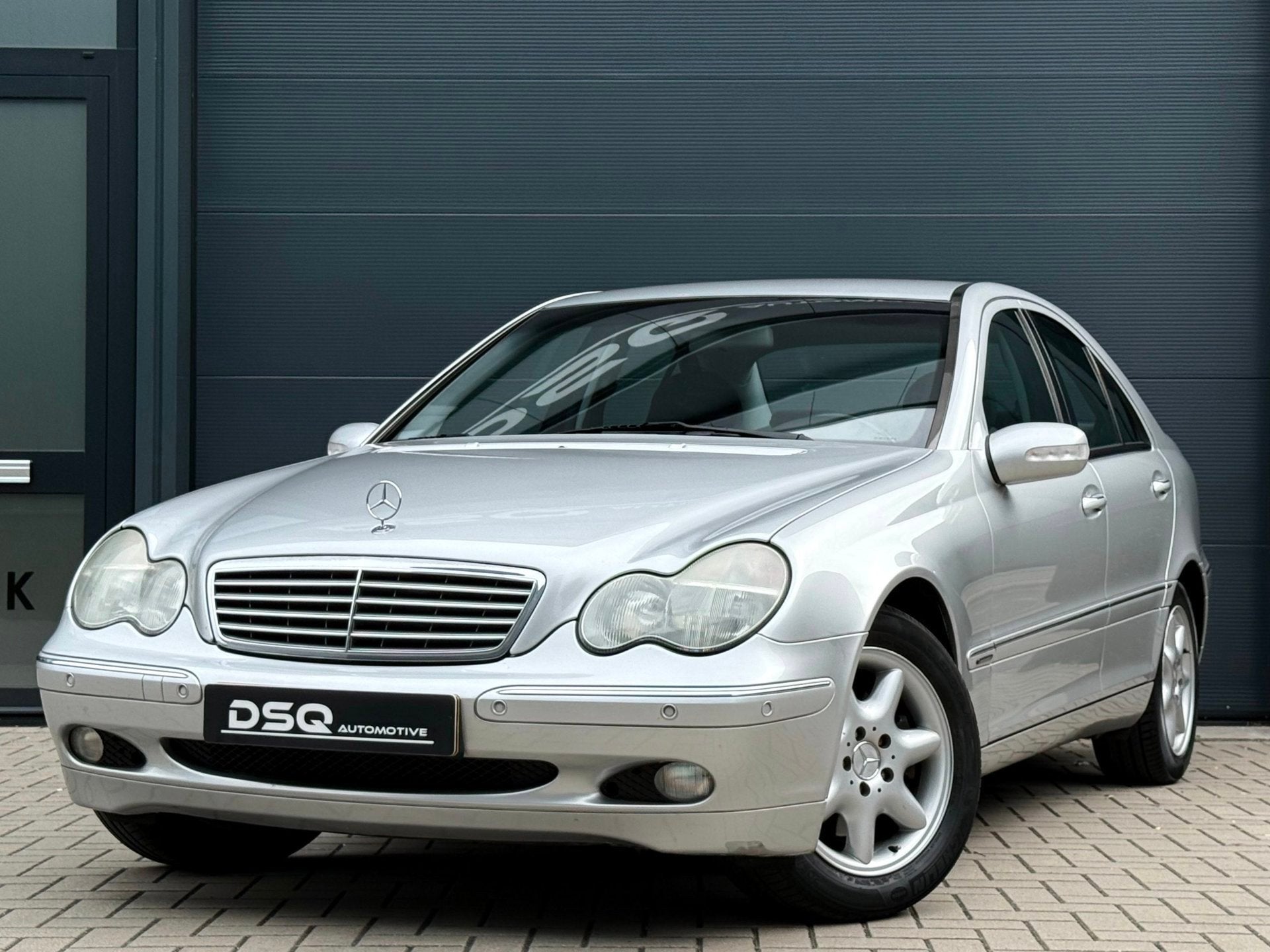 Mercedes-Benz C-klasse 240 Elegance, Automaat, Gebruikt, 1465 kg, Origineel Nederlands