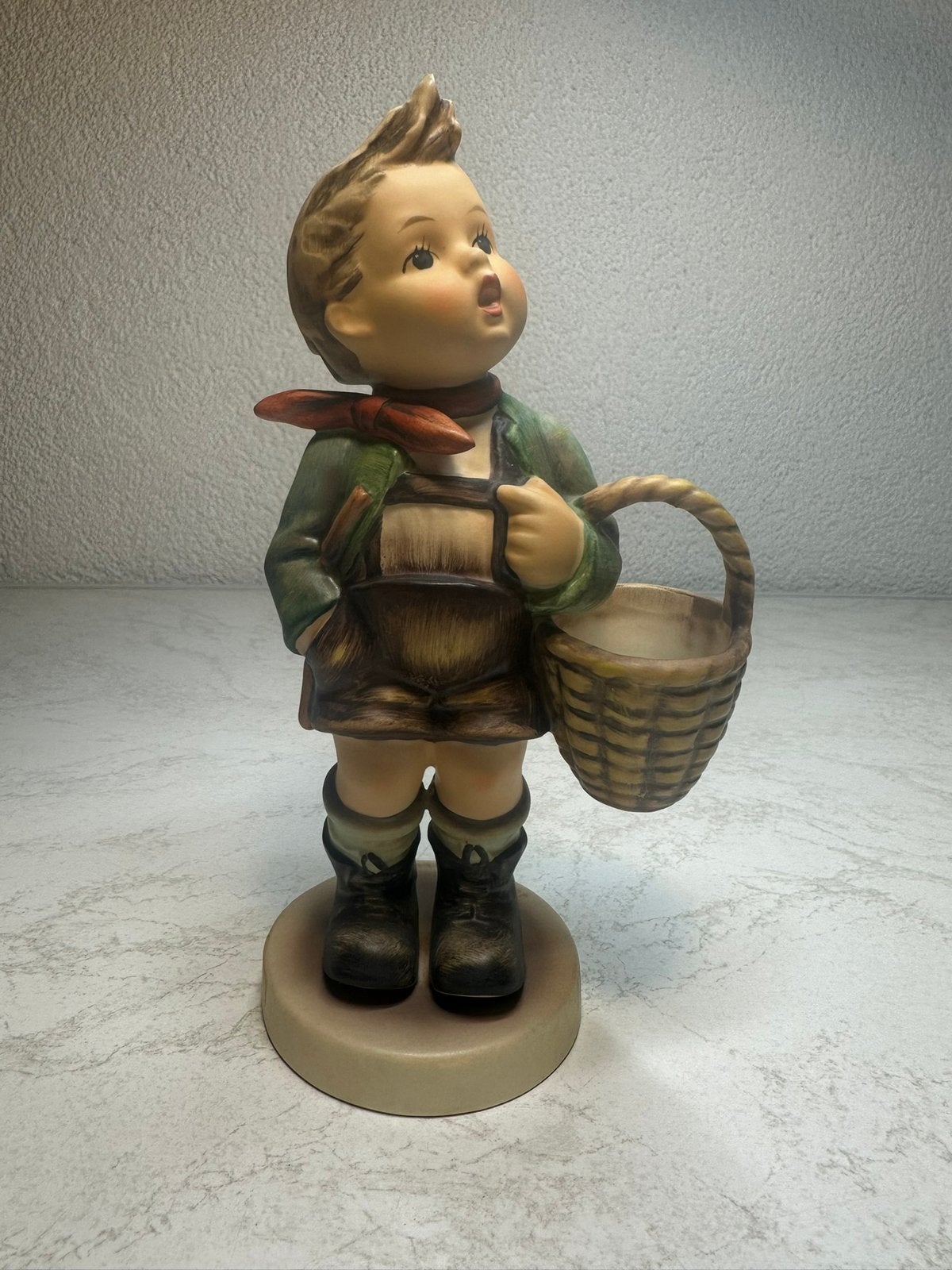 Hummel village boy - 51/0, Antiek en Kunst, Ophalen of Verzenden