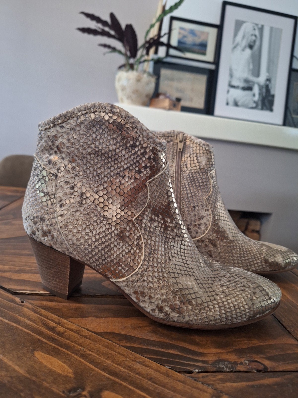 Nieuwe enkellaarsjes van Anna, Overige kleuren, Anna, Lage of Enkellaarzen, Nieuw
