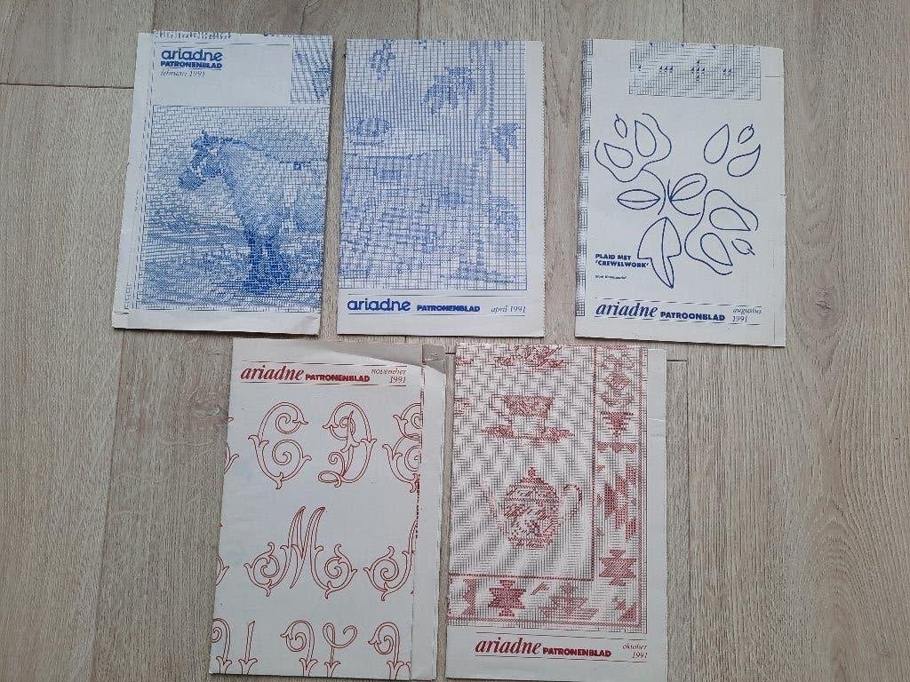 Diverse patroonbladen Ariadne borduren, Hobby en Vrije tijd, Ophalen of Verzenden, Gebruikt, Handborduren, Patroon