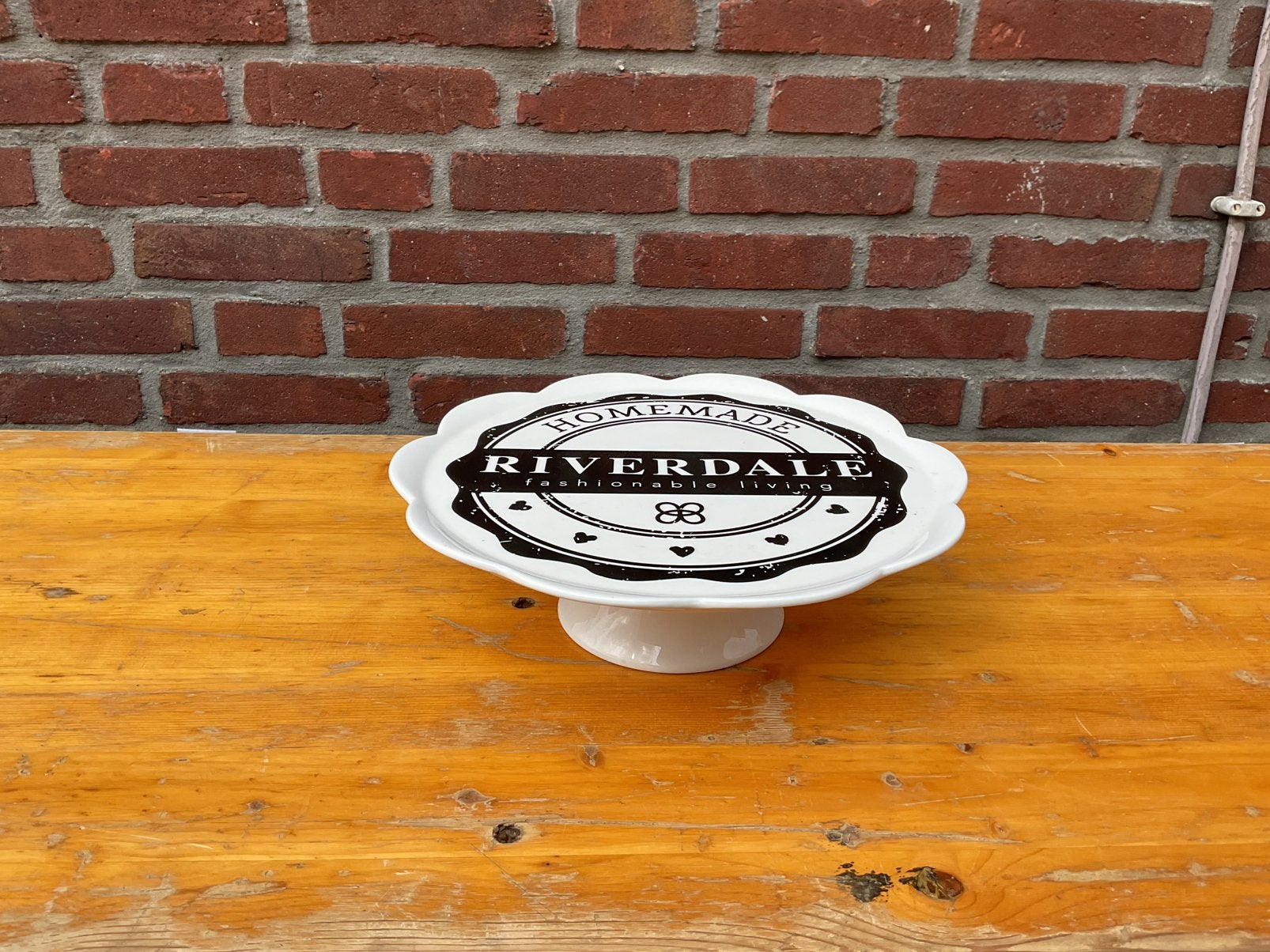 Riverdale taartplateau te koop, Ophalen, Zo goed als nieuw, Overige stijlen, Bord(en)