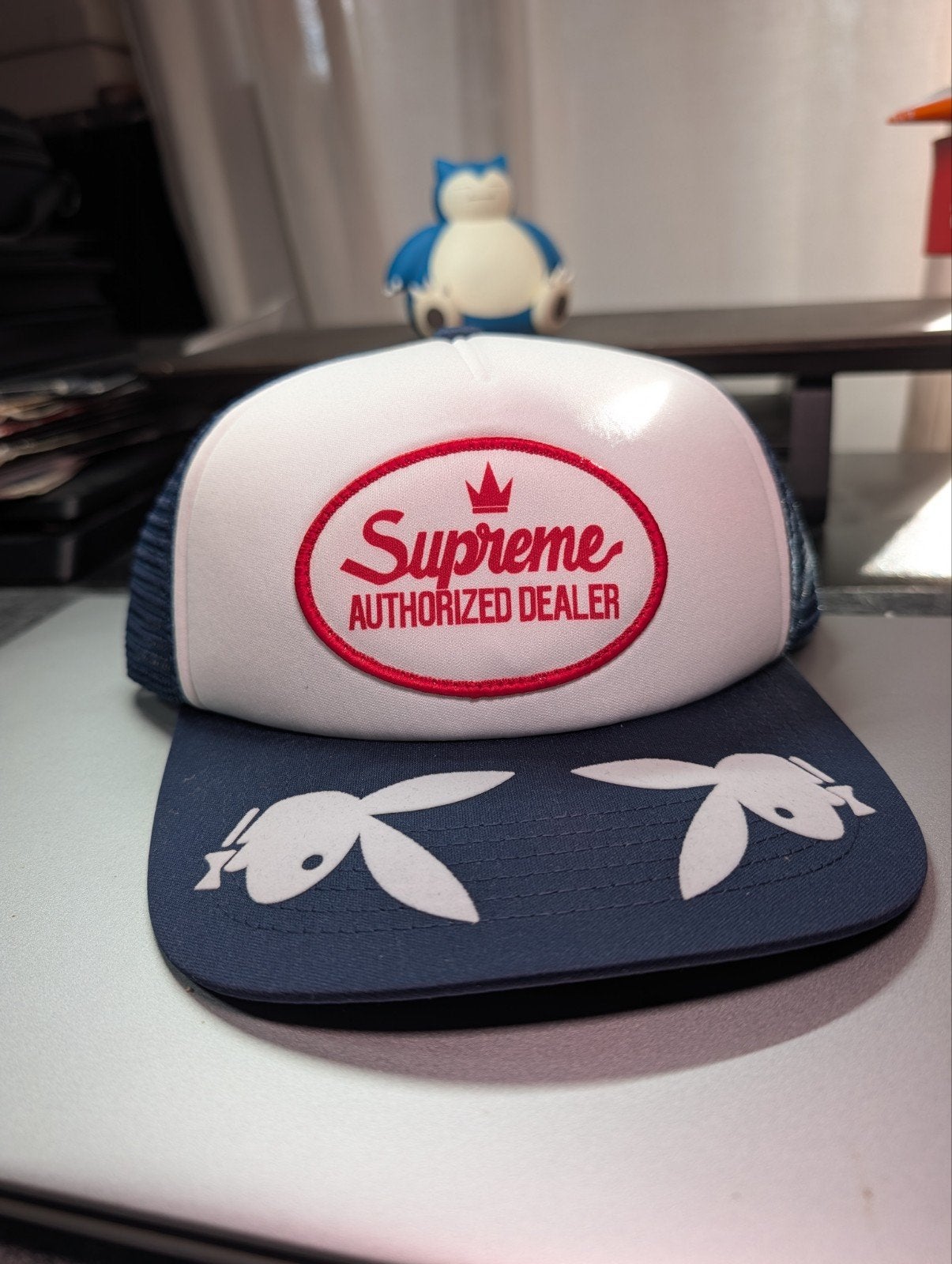 Supreme Playboy Authorized Dealer Trucker Cap, Nieuw, Pet, Supreme, One size fits all