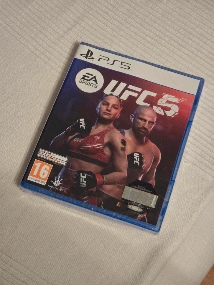 UFC 5 PS5 ufc5 playstation 5 - Nieuw & Geseald!, Ophalen of Verzenden, Nieuw