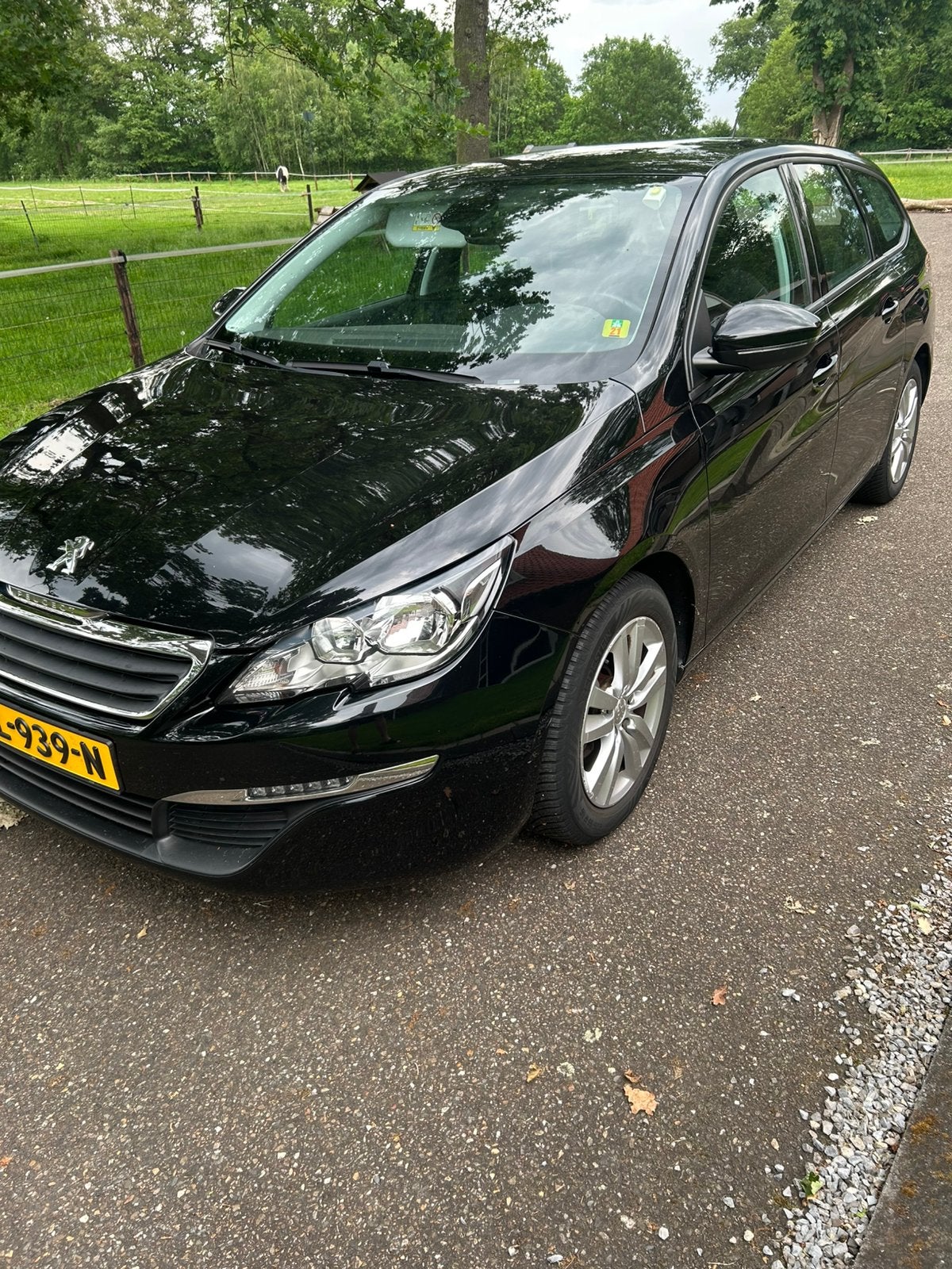 Peugeot 308 2016 Zwart, Auto's, Peugeot, Particulier, Benzine, Stationwagon, Handgeschakeld, Geïmporteerd, Zwart, Ophalen