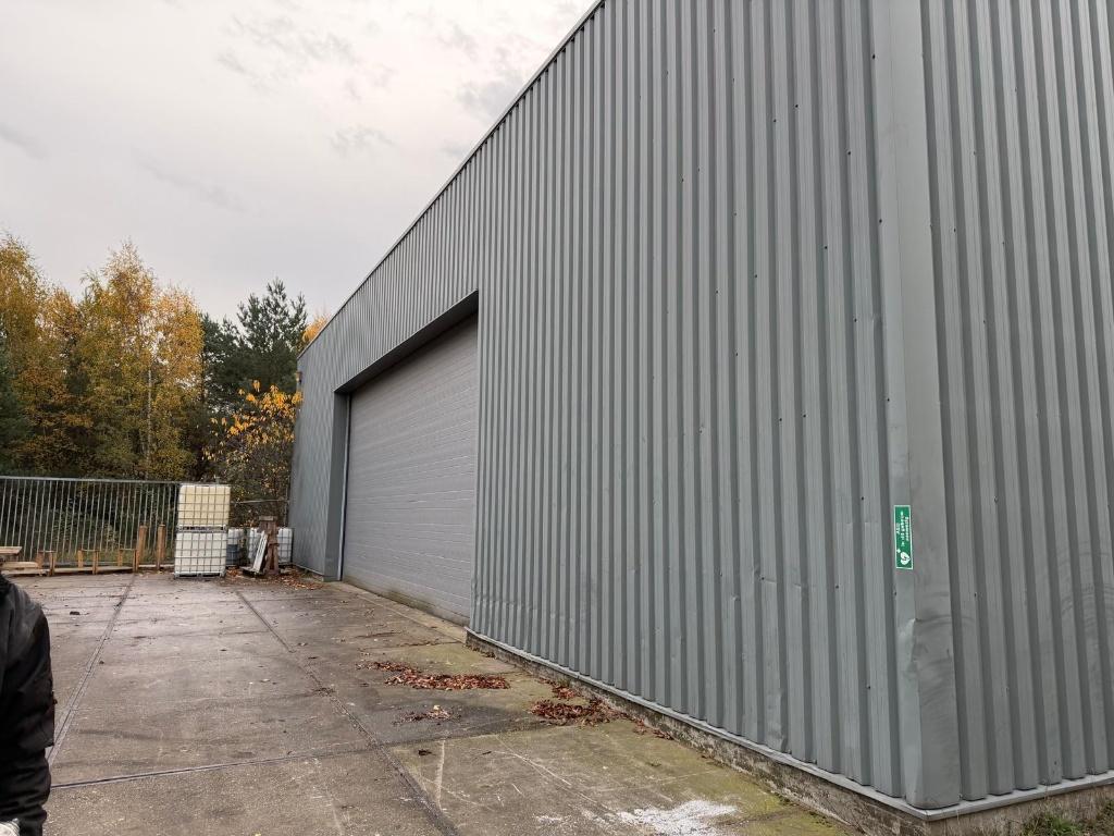 bedrijfspand 2000m2 22x70 + 20x23 meters, 2000 m², Koop, Industrieel