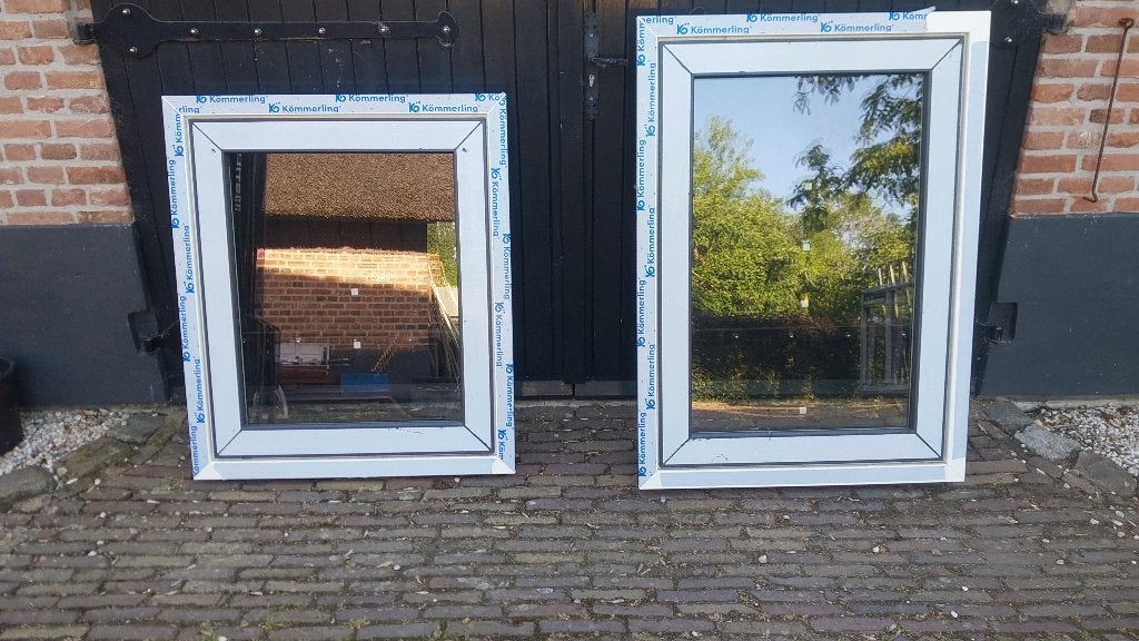 Kunststof kozijnen 2 stuks ( nieuw ), 75 tot 150 cm, Kunststof, Raamkozijn, Nieuw