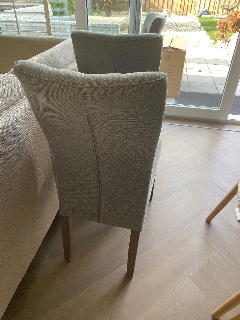 Gratis drie eetstoelen, Ophalen, Gebruikt, Grijs, Drie
