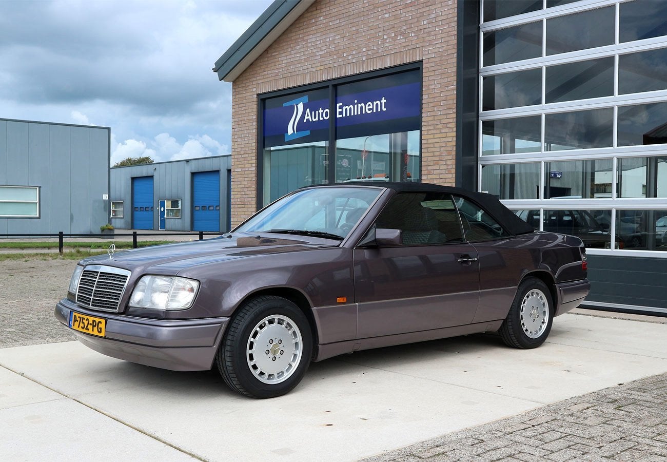 Mercedes-Benz E-klasse Cabrio 200 Topstaat H5 Bornit Karo 19, Auto's, 1998 cc, Cabriolet, 4 stoelen, Bedrijf