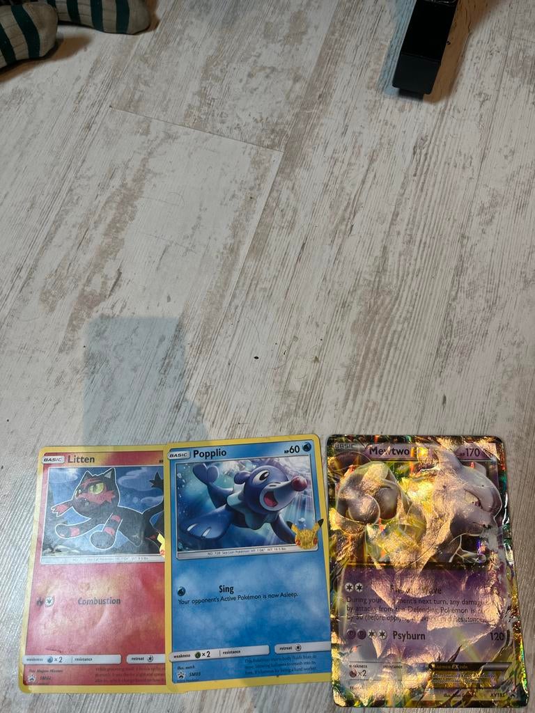 Grote Pokémon kaarten: Mewtwo, Popplio, Litten, Verzenden, Gebruikt, Meerdere kaarten, Foil