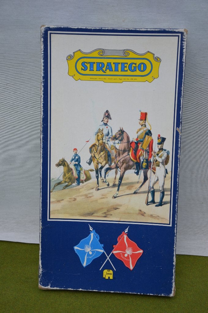Vintage Stratego bordspel van jumbo, donkerblauwe lange doos, Een of twee spelers, Ophalen of Verzenden, Gebruikt, Jumbo