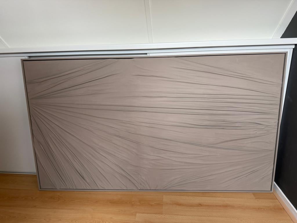 Taupe schilderij met gevouwen laken textuur, Ophalen, Gebruikt, Hout