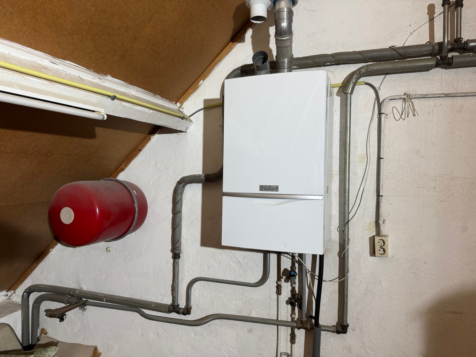 CV ketel Vaillant incl. expansievat, Ophalen, Geiser, Zo goed als nieuw, Minder dan 20 liter