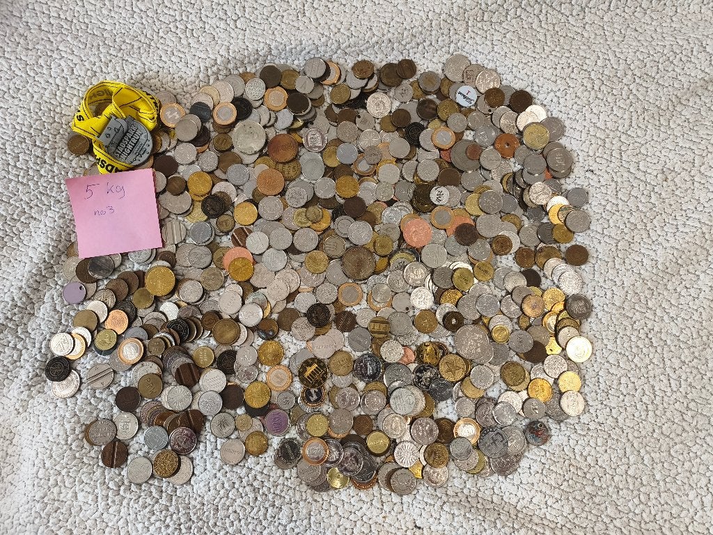 5 kilo penningen, medailles, herdenking munten etc, Ophalen of Verzenden, Overige materialen, Buitenland