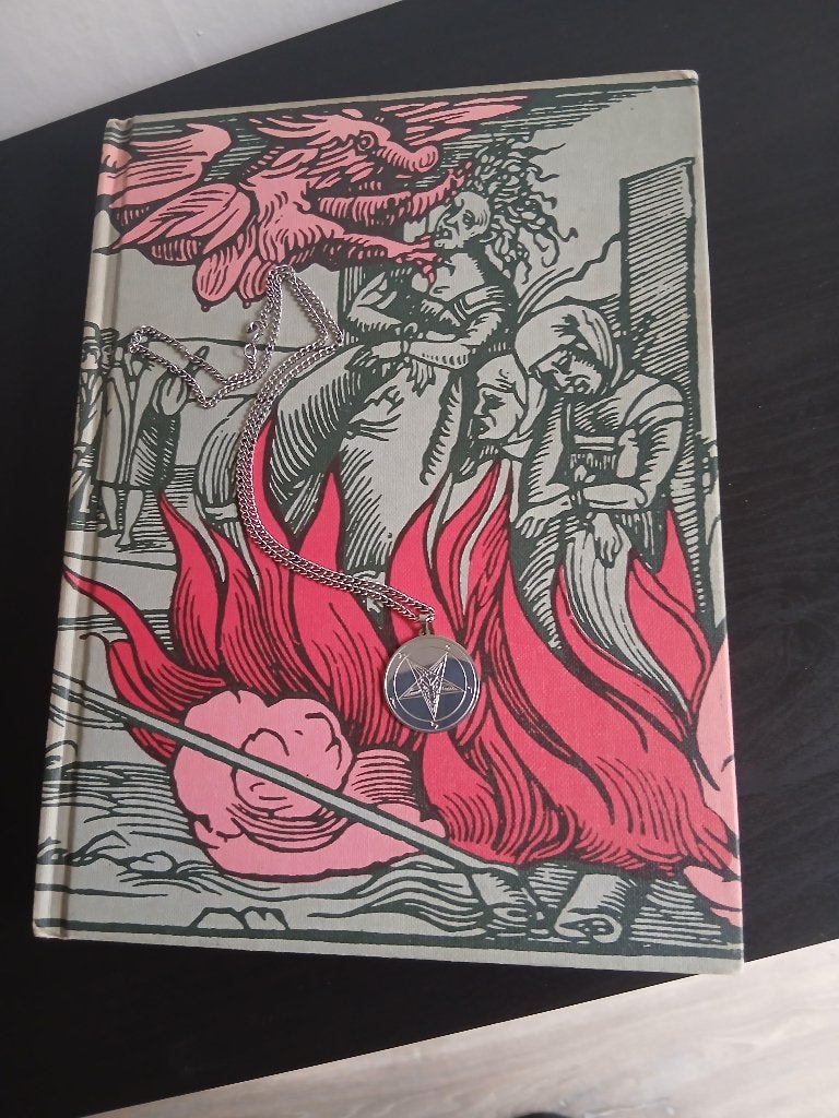 Boek 12 euro, alleen ophalen, Witchcraft & Satanism 1974, Boeken, Los deel, Algemeen, Ophalen, Gelezen