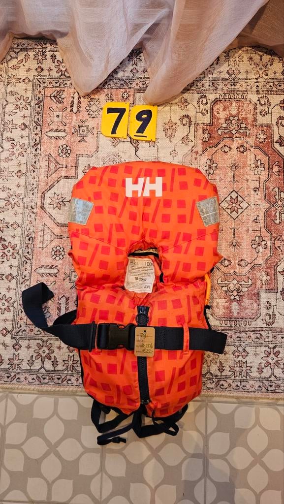 Keurig reddingsvest 10 25kg helly hansen, Ophalen of Verzenden, Zo goed als nieuw, Kind, Reddingsvest of Zwemvest