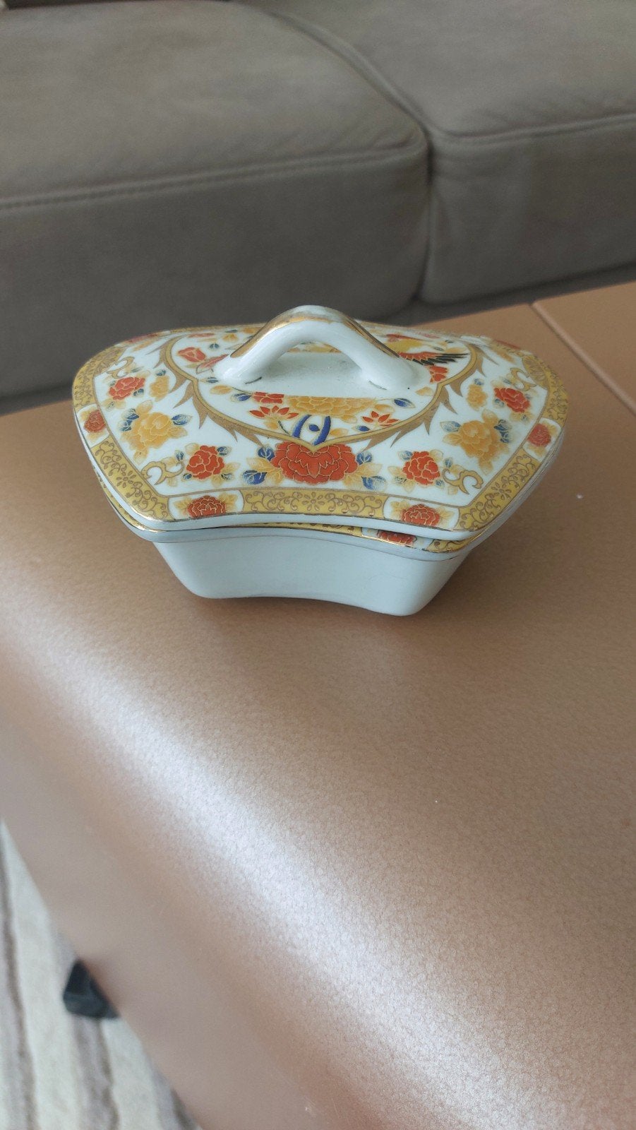Decoratieve porseleinen doos met bloemen en vogel, Ophalen of Verzenden