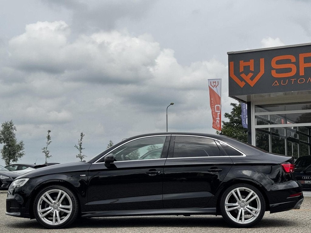 Audi A3 Limousine 35TFSI CoD S-line|Virtual|B&O|Carplay|LED, Auto's, Audi, Voorwielaandrijving, 4 cilinders, 150 pk, Leder en Stof