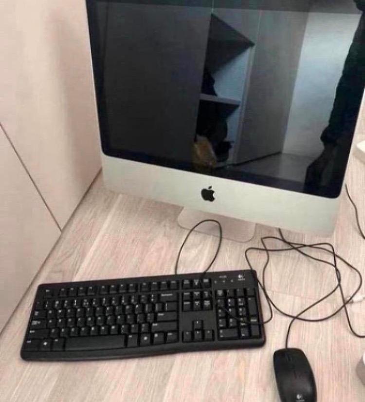 Apple iMac 20 inch. 20€., Ophalen, Zo goed als nieuw, IMac, 2 tot 3 Ghz