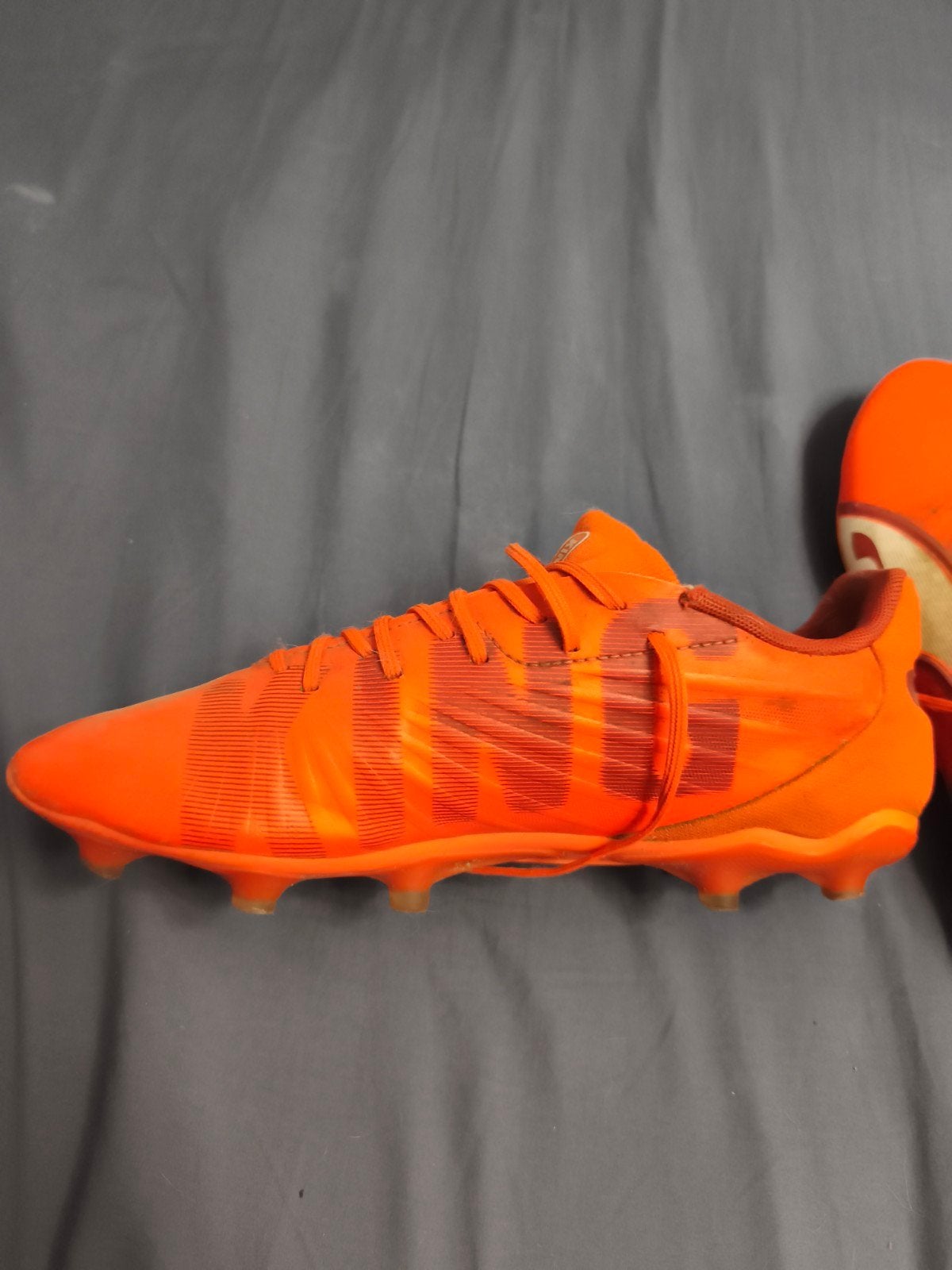 Puma king voetbalschoenen, Sieraden, Tassen en Uiterlijk, Paraplu's, Ophalen, Gebruikt, Oranje