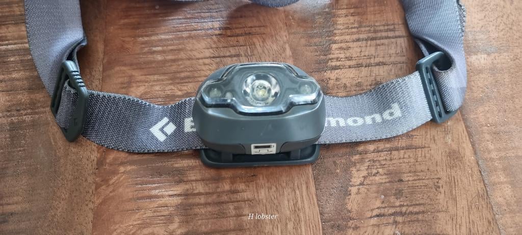 Black Diamond hoofdlamp - Ideaal voor outdoor avonturen, Ophalen of Verzenden, Zo goed als nieuw, Batterij