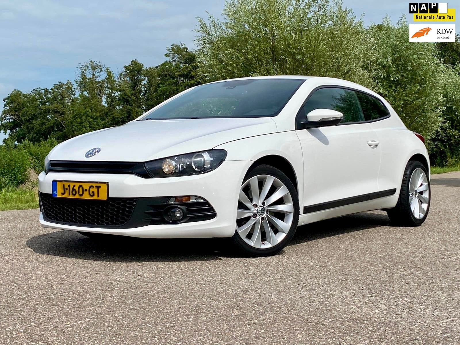 Volkswagen Scirocco 1.4 TSI Highline Plus Sport Automaat NAV, Gebruikt, Zwart, 4 cilinders, 4 stoelen