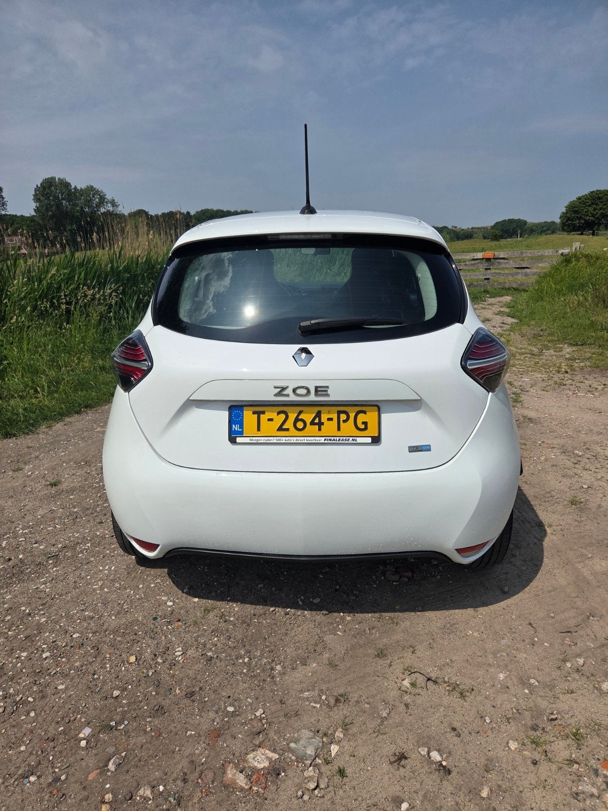 Prachtige Renault ZOE R110 52 kwh 2020, Auto's, Stof, Zwart, Wit, 180 min