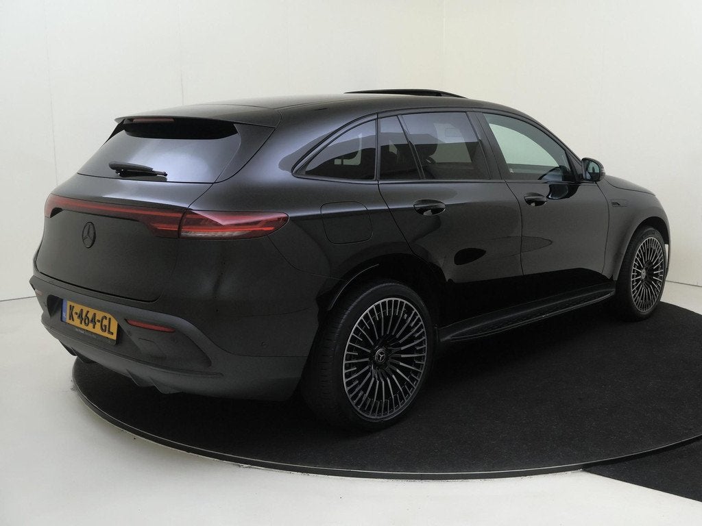 Mercedes-Benz EQC 400 4MATIC Premium Plus 80 kWh /Schuifdak, Auto's, Mercedes-Benz, Automaat, 80 kWh, Leder en Stof, Zwart