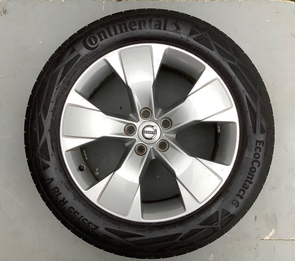 Velgen 18 inch Volvo XC40 Continental zomerbanden, Ophalen, 18 inch, Gebruikt, Velg(en)