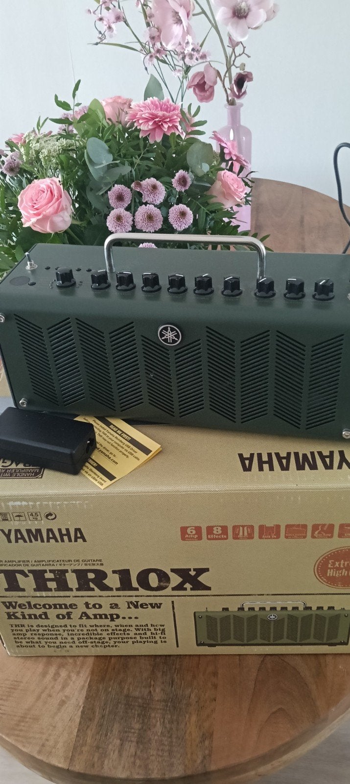 Yamaha THR 10 X Brown Sound,  nieuw!, Ophalen of Verzenden, Zo goed als nieuw