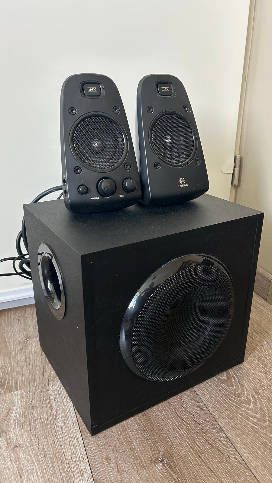 Logitech Z-2300 THX 2.1 Luidsprekerset met Subwoofer, Computers en Software, Ophalen of Verzenden, Gebruikt, Audiokanaal 2.1