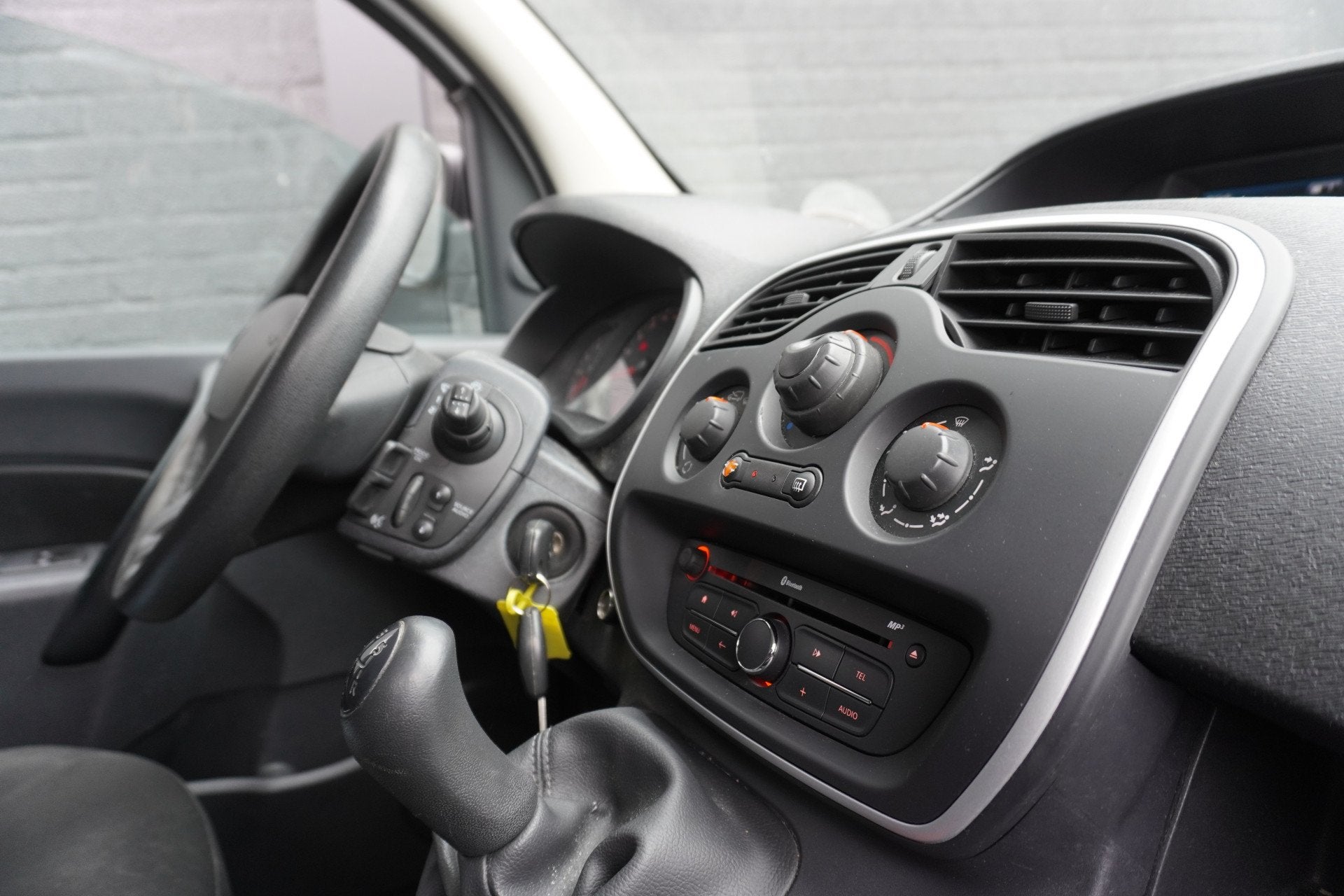 Renault Kangoo 1.5 dCi - Airco - Navi - Cruise - €2.900,-, Auto's, Bestelauto's, Voorwielaandrijving, Euro 5, Stof, Gebruikt