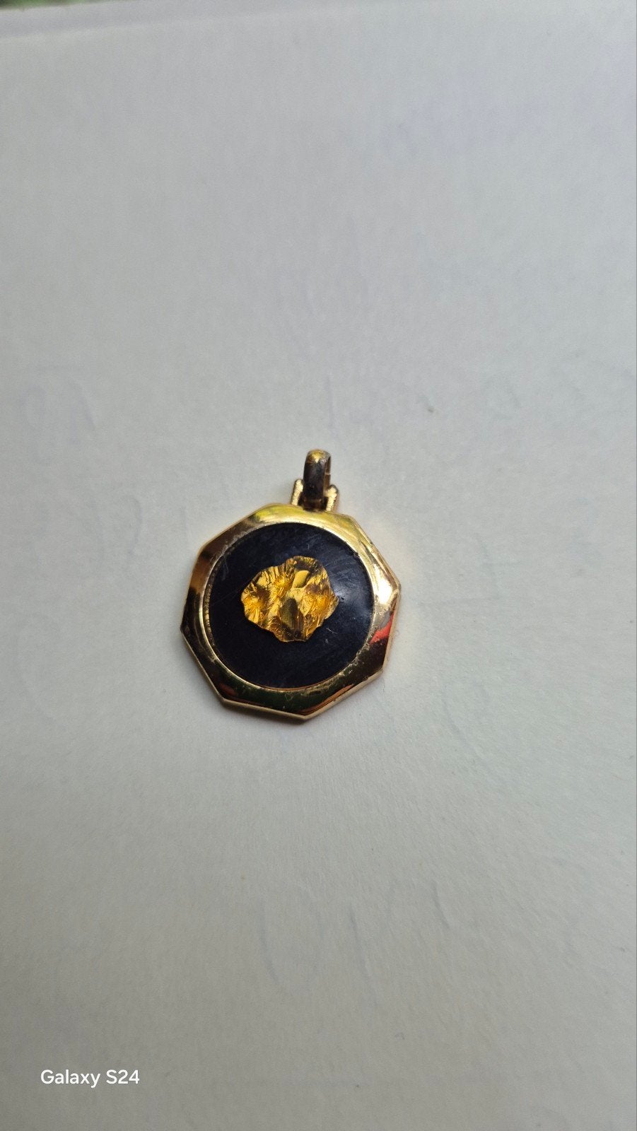 Gouden hanger met gebruiksporen, Verzenden, Gebruikt, Goud, Goud