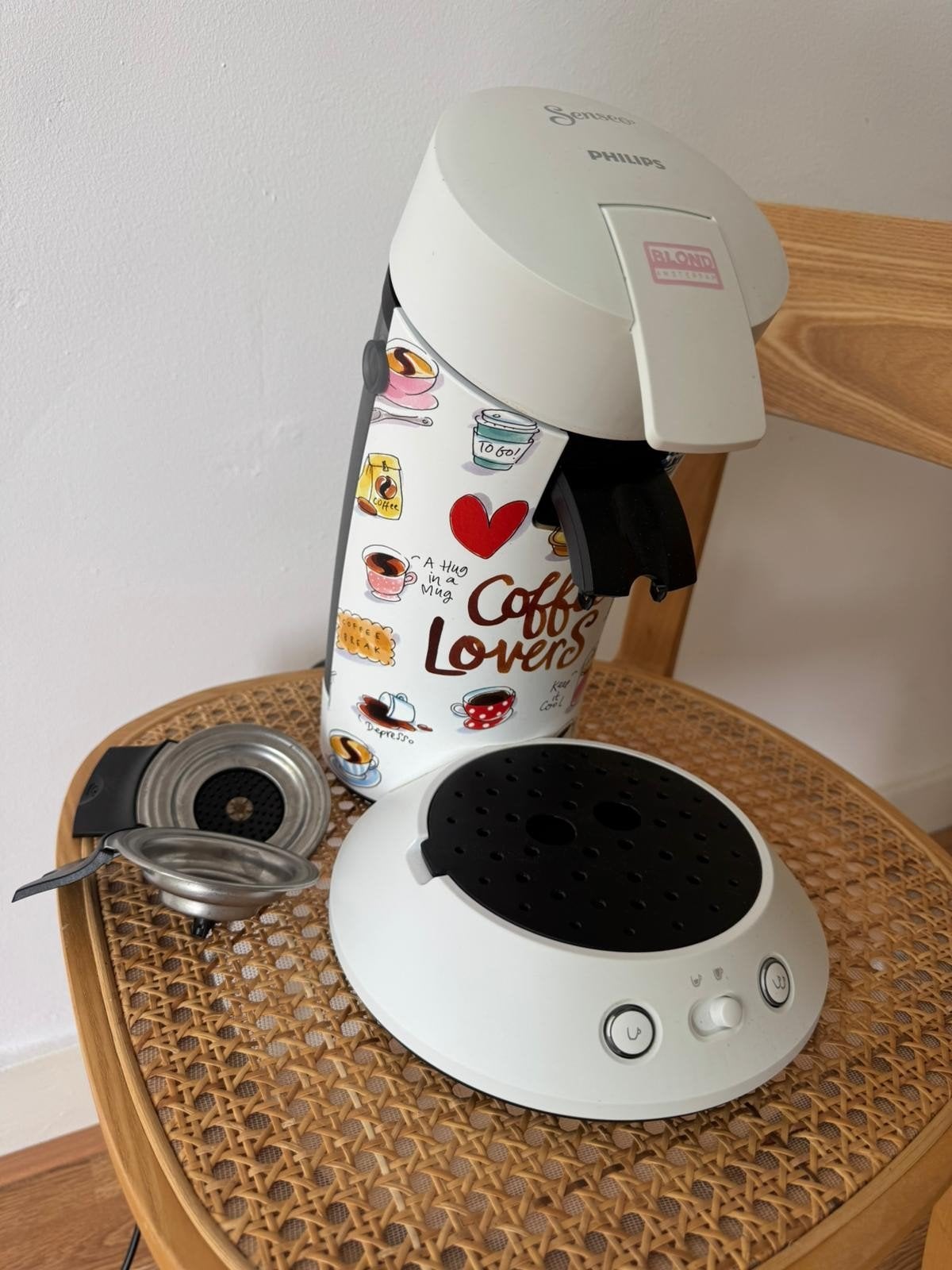 Blond senseo apparaat, NIEUW!!!, Witgoed en Apparatuur, Koffiezetapparaten, Ophalen of Verzenden, Koffiepads en cups, Afneembaar waterreservoir