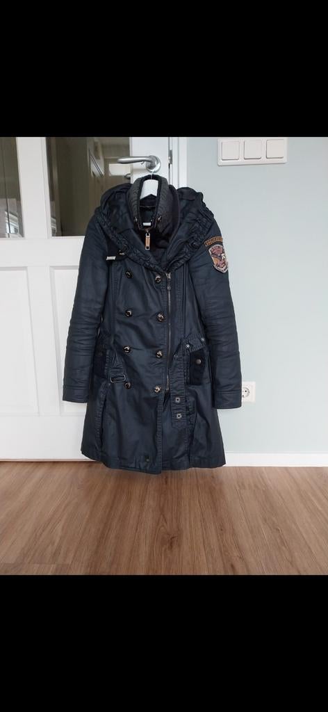 Khujo winterjas maat S met uitritsbare kraag, Zwart, Khujo, Ophalen of Verzenden, Maat 36 (S)