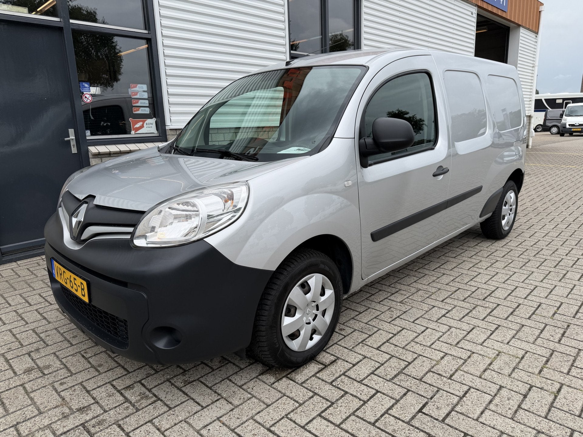 Renault Kangoo 1.5 dCi 90pk automaat Energy Comfort Maxi L2H, Auto's, Stof, Gebruikt, 4 cilinders, Met garantie (alle)