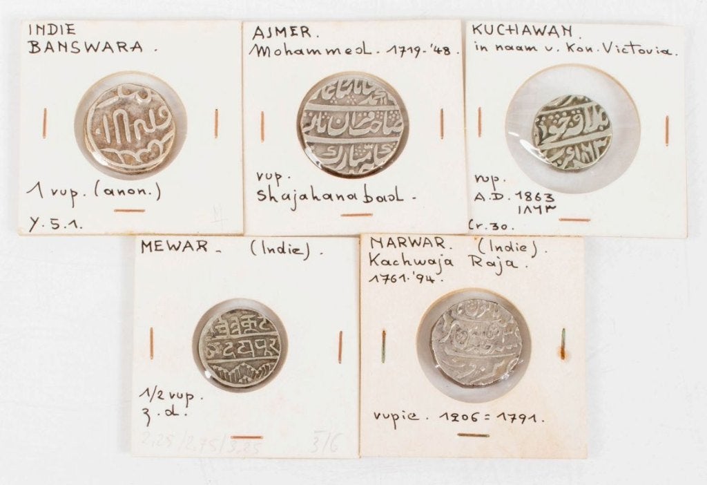 Lot de 5 anciennes monnaies indiennes en argent, Ophalen, Midden-Oosten, Zilver